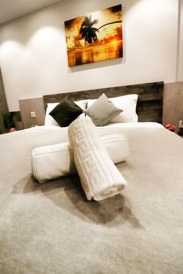 Luma Residence Saint Julian's Bagian luar foto